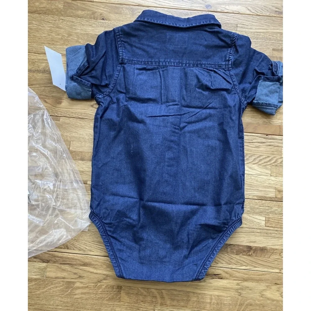 NWT -Oshkosh B'gosh‎ Bodysuit 18 Mo Denim Front Pockets
